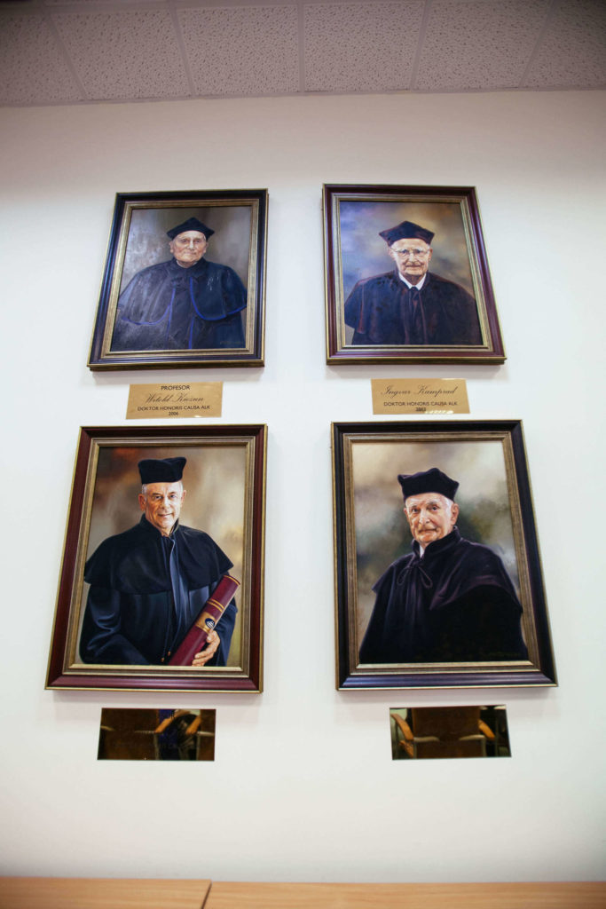 Kozminski University - UniverPL